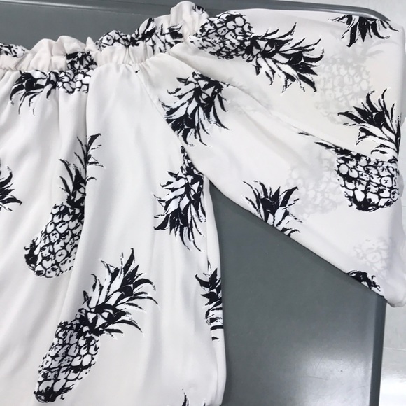 Pineapple Print Off Shoulder Blouse - Picture 8 of 12